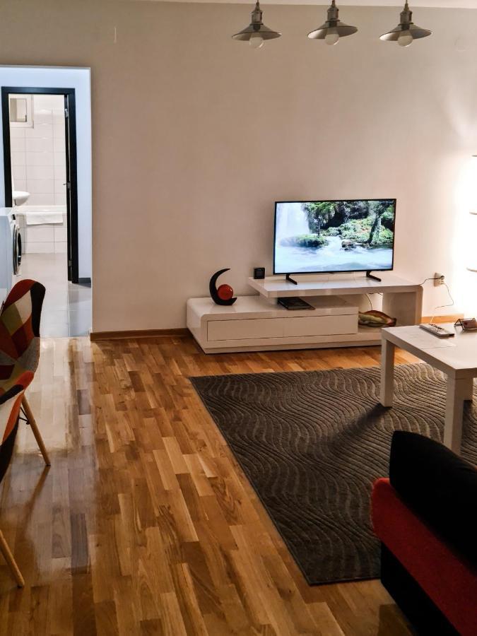 Apartament Alina Lägenhet Deva Exteriör bild